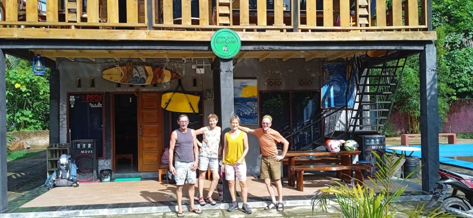 Air Manis Secret Surfcamp Apartment Taluk Batung Exterior foto