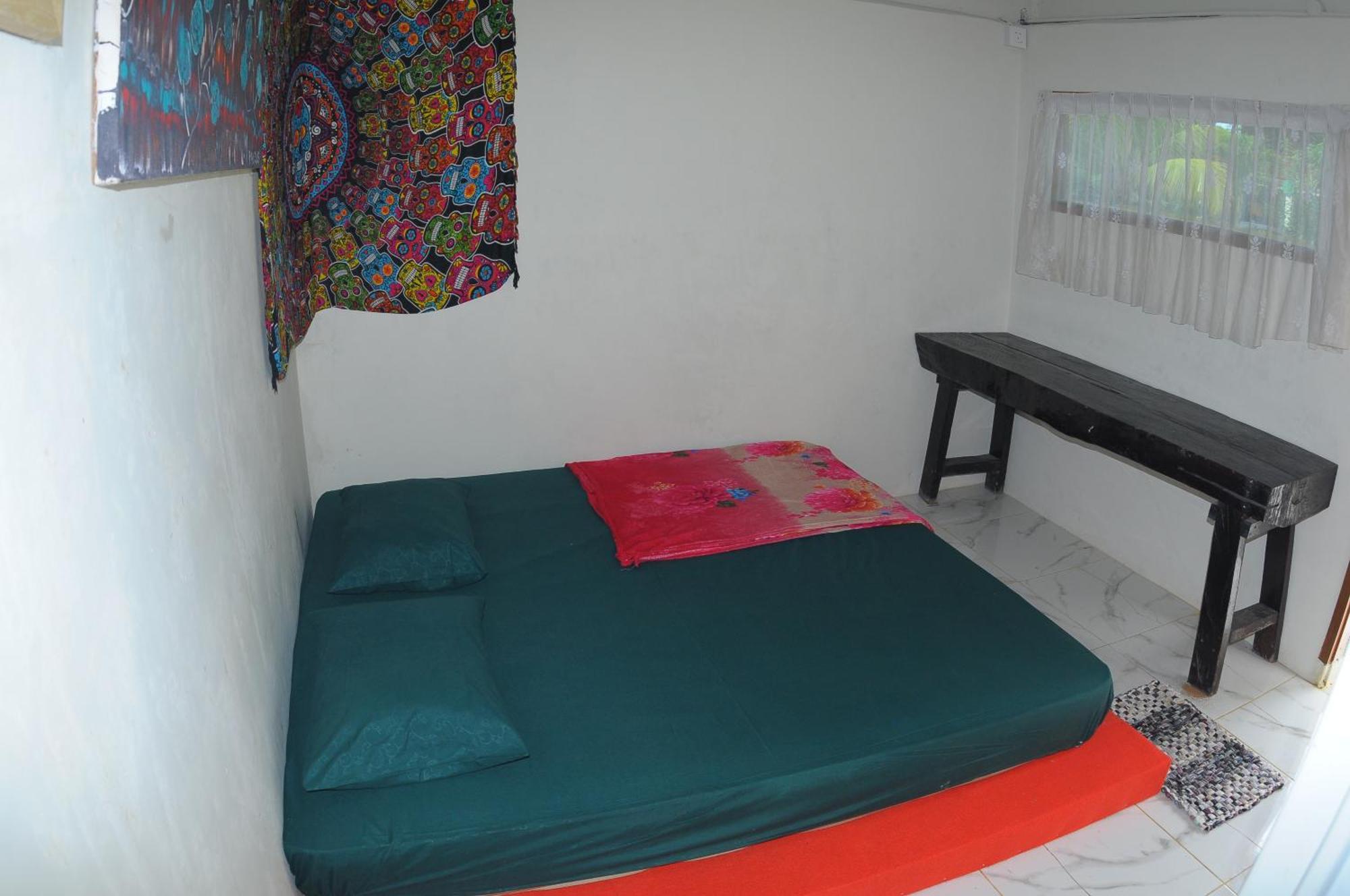 Air Manis Secret Surfcamp Apartment Taluk Batung Exterior foto