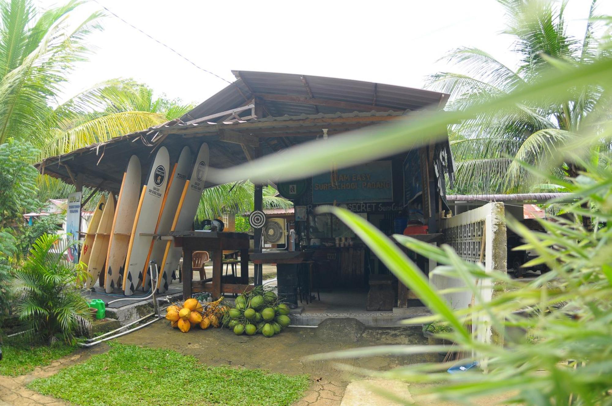 Air Manis Secret Surfcamp Apartment Taluk Batung Exterior foto