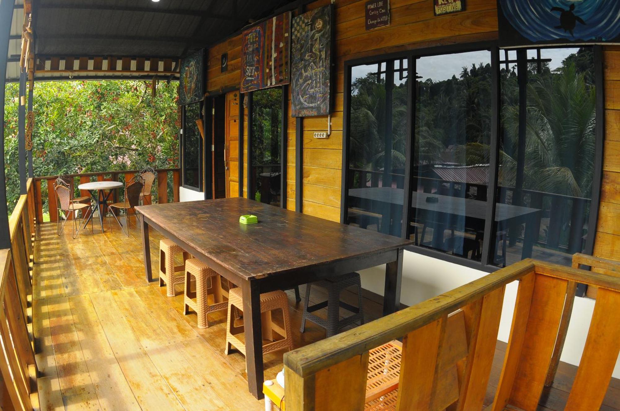 Air Manis Secret Surfcamp Apartment Taluk Batung Exterior foto