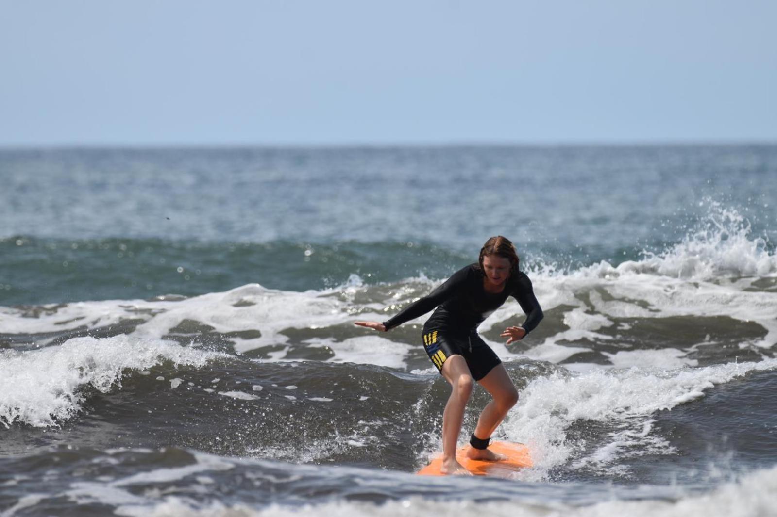 Air Manis Secret Surfcamp Apartment Taluk Batung Exterior foto